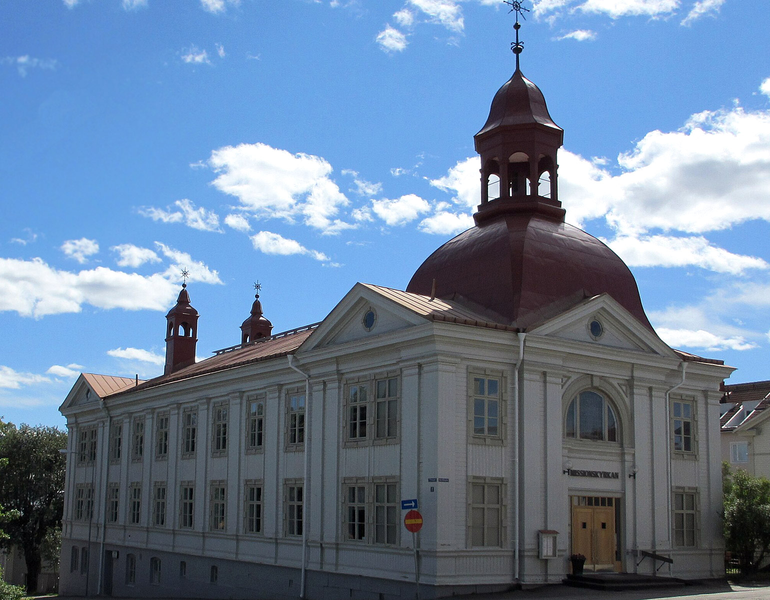 Kyrkobyggnad